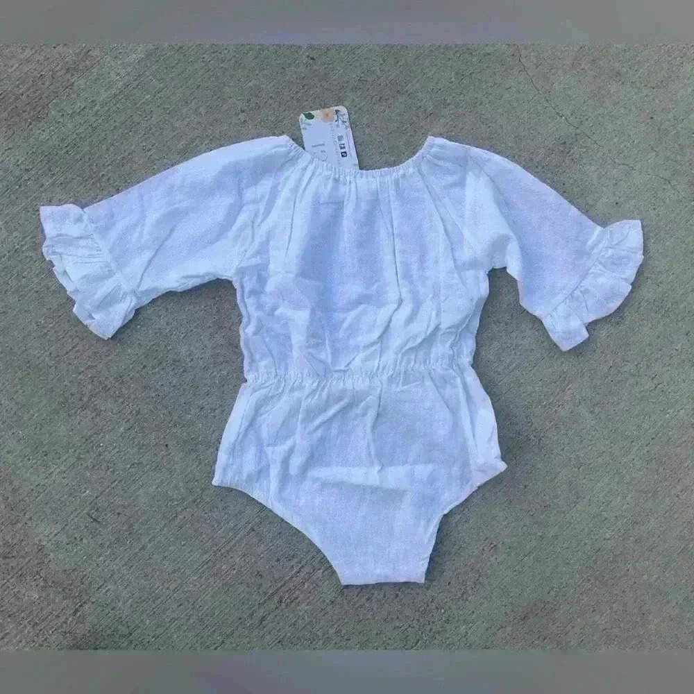 White baby bow romper - Picture 2 of 6